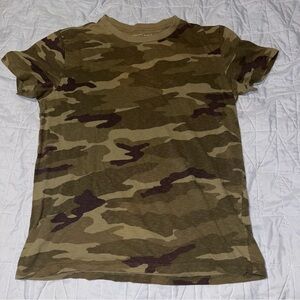 Medium American Eagle Camo Tshirt